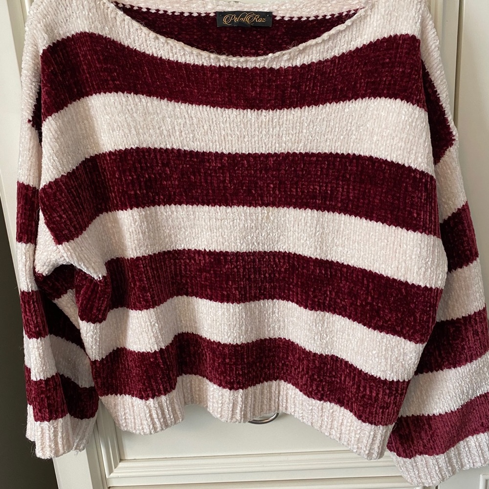 Sweater - Picture 1 of 1